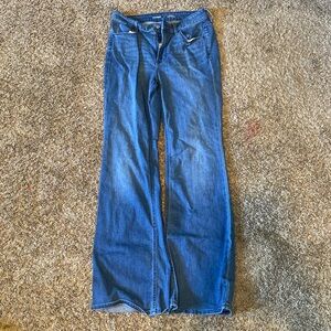 Old navy size 8 high rise wow flare